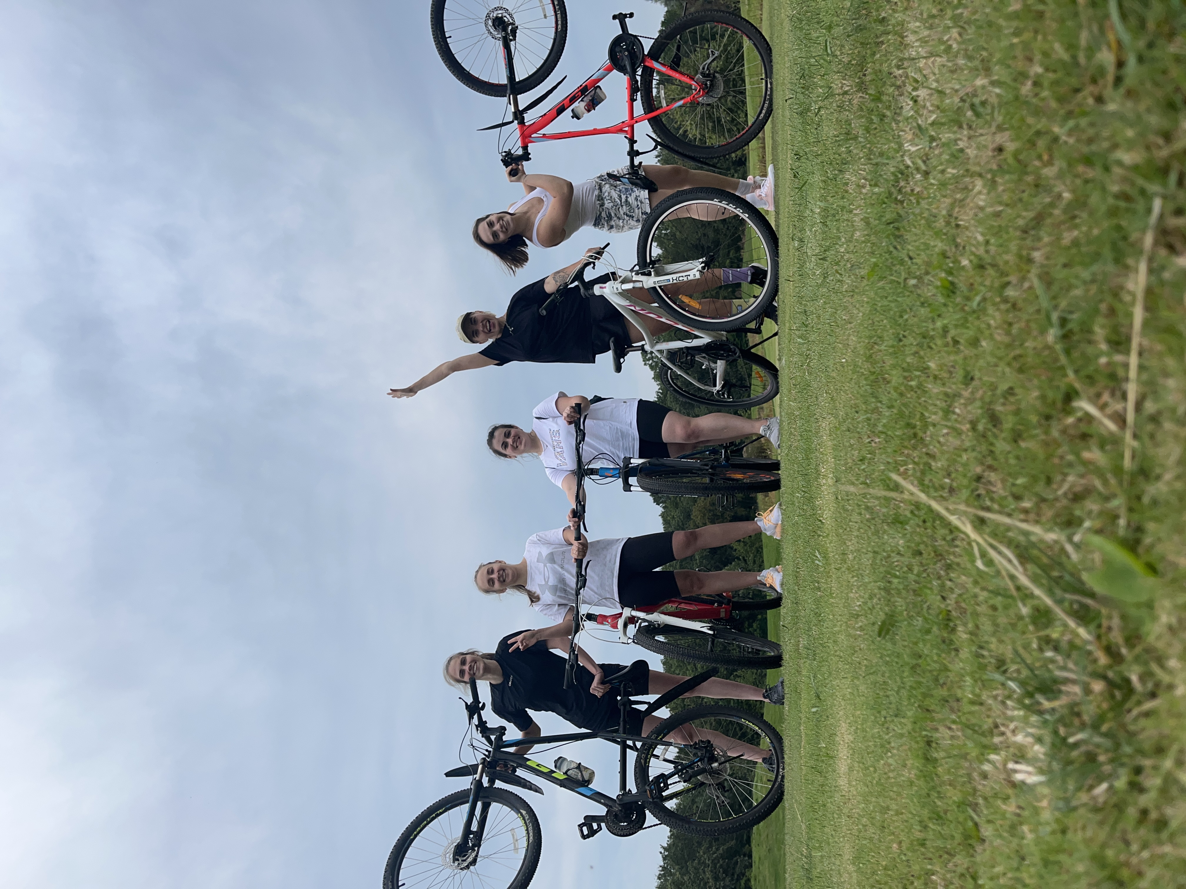 Зображення до Велозаїзд з пікнічком 🚴‍♀️